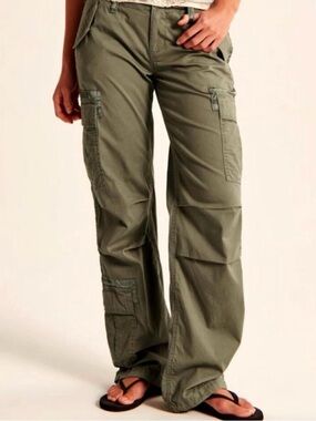Abercrombie Y2K Utility Cargo Pants Olive Green Size M